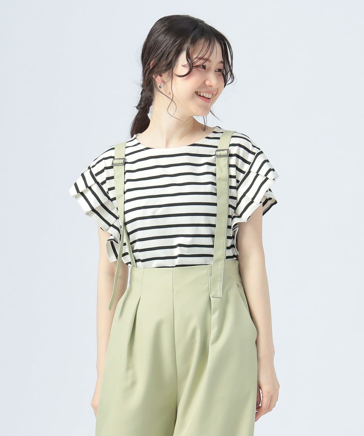 ボーダー 袖タック プルオーバー Tシャツ・カットソー WOMEN OFF WHITE ONE SIZE ボーダー 袖タック プルオーバー Tシャツ・カットソー WOMEN OFF WHITE ONE SIZE