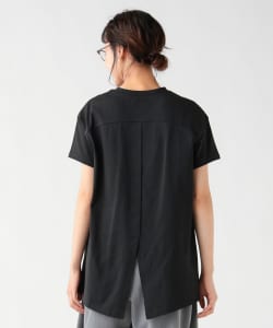 バック スリット プルオーバー