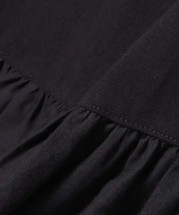 Frilled hem gathered T-shirt