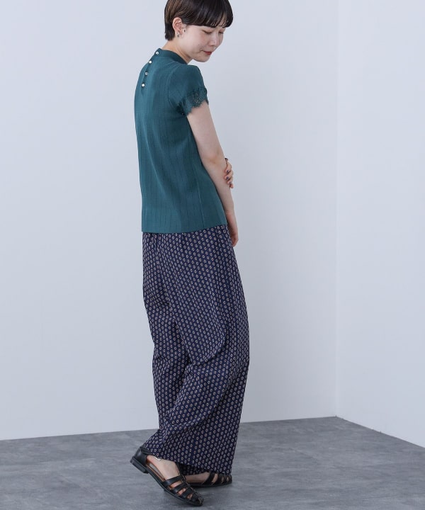 新品 ELIN エンブロハイネックブラウス BEAMS