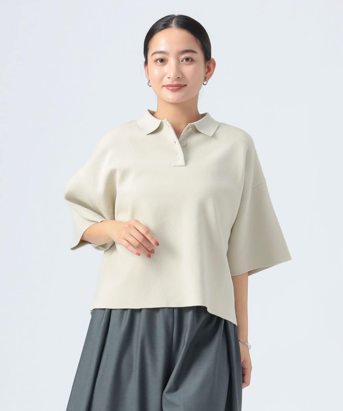ハーフスリーブ ニットポロ シャツ・ブラウス WOMEN BEIGE ONE SIZE ハーフスリーブ ニットポロ シャツ・ブラウス WOMEN BEIGE ONE SIZE