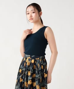 メタルチャーム ニットタンクトップ