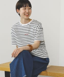 BEAMS HEART / 後ろタック ロゴTシャツ
