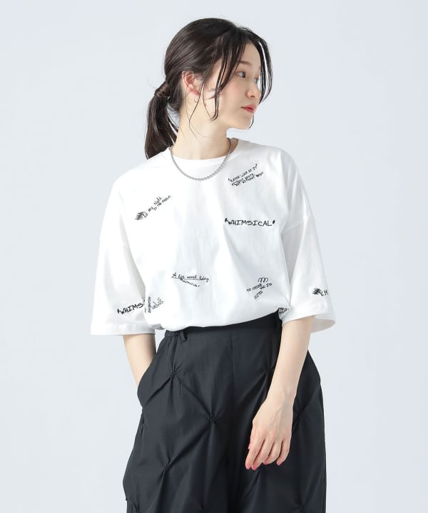 BEAMS HEART（ビームス ハート）ランダム ロゴ 刺繍 Tシャツ（T