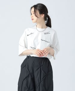 ランダム ロゴ 刺繍 Tシャツ