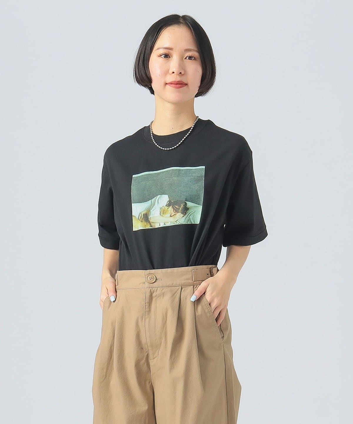 ネコフィルムフォト Tシャツ Tシャツ・カットソー WOMEN BLACK ONE SIZE ネコフィルムフォト Tシャツ Tシャツ・カットソー WOMEN BLACK ONE SIZE