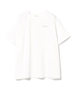 バック カラフル ロゴ Tシャツ