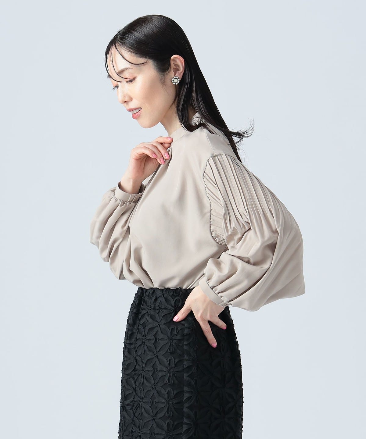 袖ケシプリーツ ブラウス シャツ・ブラウス WOMEN BEIGE ONE SIZE 袖ケシプリーツ ブラウス シャツ・ブラウス WOMEN BEIGE ONE SIZE
