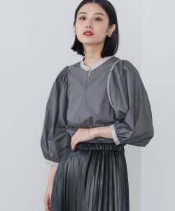 パイピング ギャザーブラウス