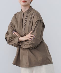 タックボリューム ブラウス