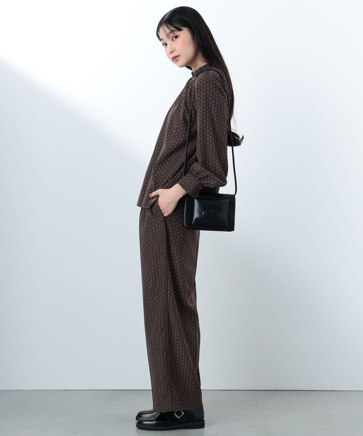 プロヴァンス柄 ブラウス シャツ・ブラウス WOMEN BROWN ONE SIZE プロヴァンス柄 ブラウス シャツ・ブラウス WOMEN BROWN ONE SIZE