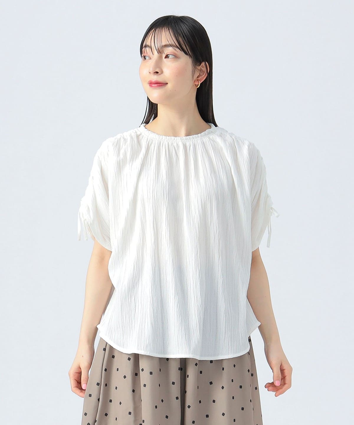 シャーリング ボリュームスリーブ ブラウス シャツ・ブラウス WOMEN OFF WHT ONE SIZE シャーリング ボリュームスリーブ ブラウス シャツ・ブラウス WOMEN OFF WHT ONE SIZE