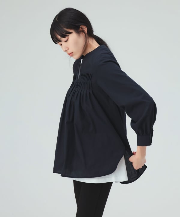 【10%OFFクーポン対象】変形タック ノーカラー ブラウス [H：169cm]