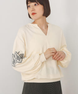BEAMS HEART / 袖刺繍 スキッパー プルオーバー
