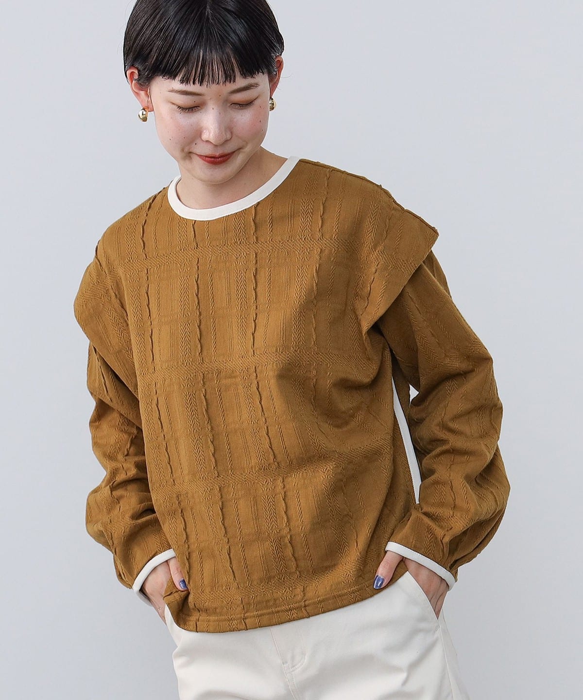 チェック柄ジャカード パイピングプルオーバー Tシャツ・カットソー WOMEN CAMEL ONE SIZE チェック柄ジャカード パイピングプルオーバー Tシャツ・カットソー WOMEN CAMEL ONE SIZE