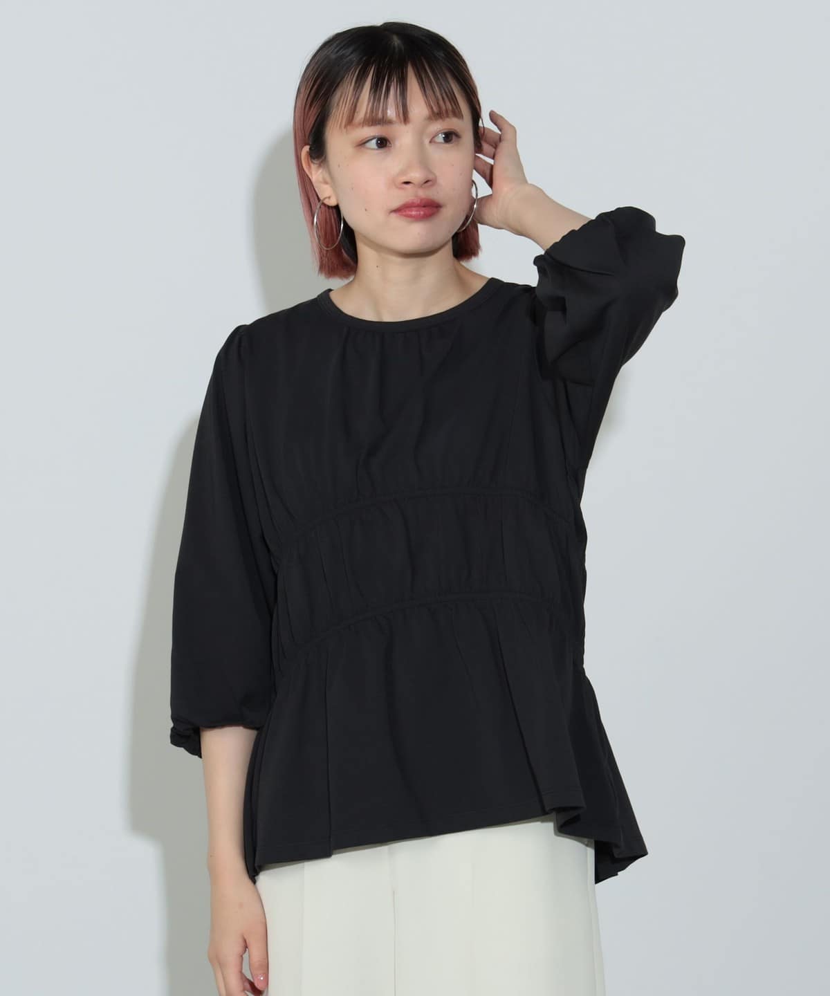 シャーリング プルオーバー Tシャツ・カットソー WOMEN BLACK ONE SIZE シャーリング プルオーバー Tシャツ・カットソー WOMEN BLACK ONE SIZE