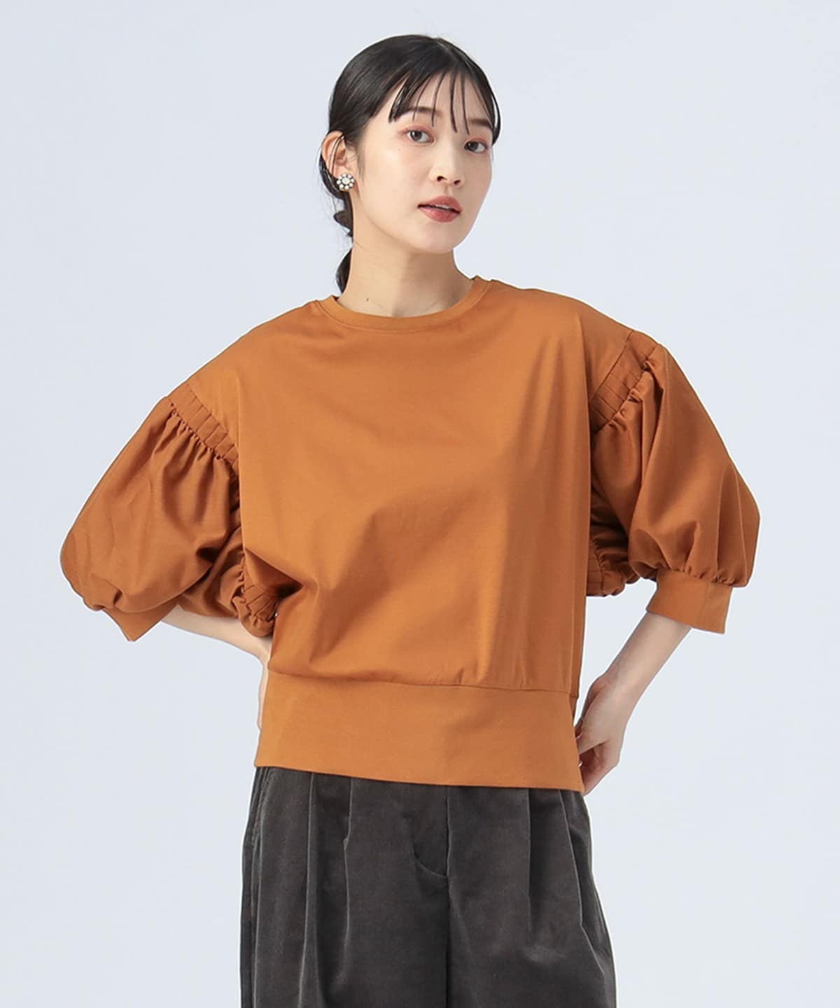 ピンタックスリーブ 異素材プルオーバー Tシャツ・カットソー WOMEN CAMEL ONE SIZE ピンタックスリーブ 異素材プルオーバー Tシャツ・カットソー WOMEN CAMEL ONE SIZE