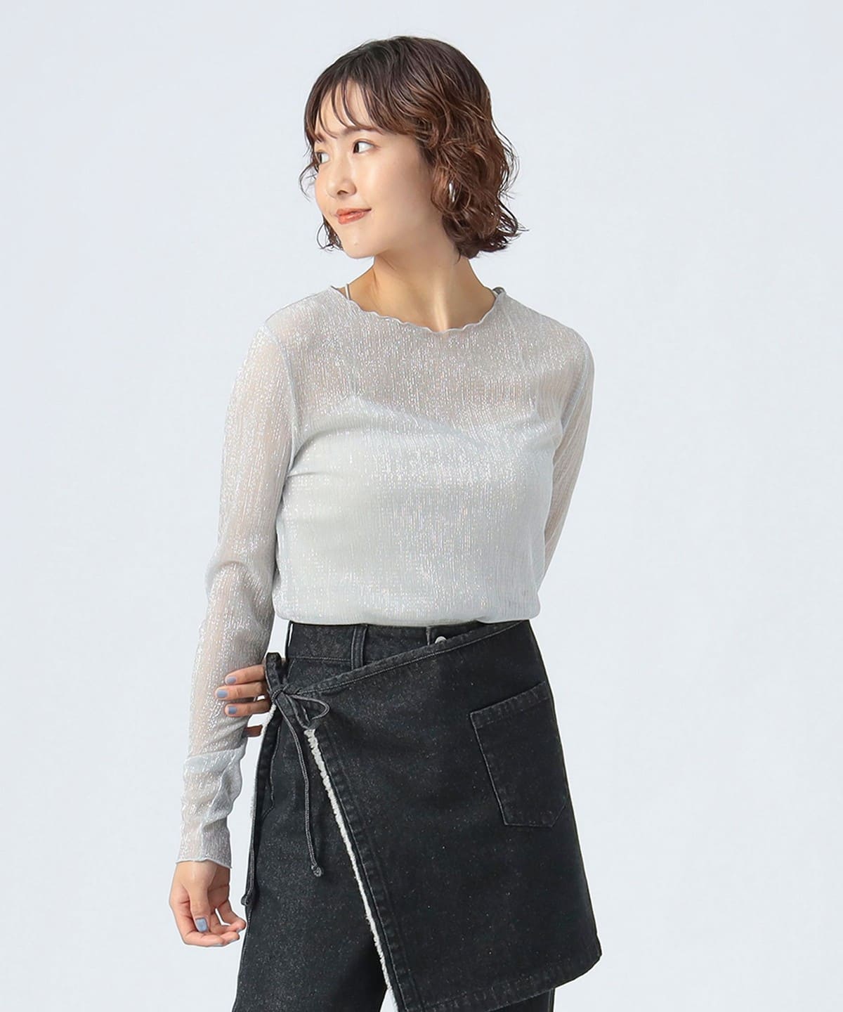 シャイニー シアー プルオーバー Tシャツ・カットソー WOMEN SILVER ONE SIZE シャイニー シアー プルオーバー Tシャツ・カットソー WOMEN SILVER ONE SIZE