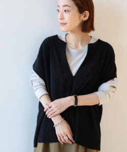 BEAMS HEART / プリーツベスト × ロングスリーブTシャツ