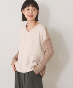 BEAMS HEART / 異素材 Vネック プルオーバー