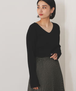 Vネック リブプルオーバー