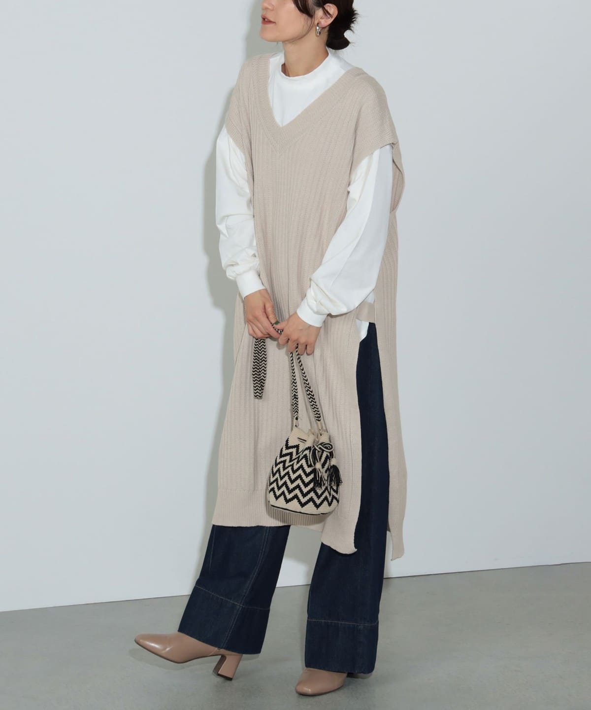 ロングTシャツ × ニットベスト セット(手洗い可能) トップス WOMEN GREIGE ONE SIZE ロングTシャツ × ニットベスト セット(手洗い可能) トップス WOMEN GREIGE ONE SIZE