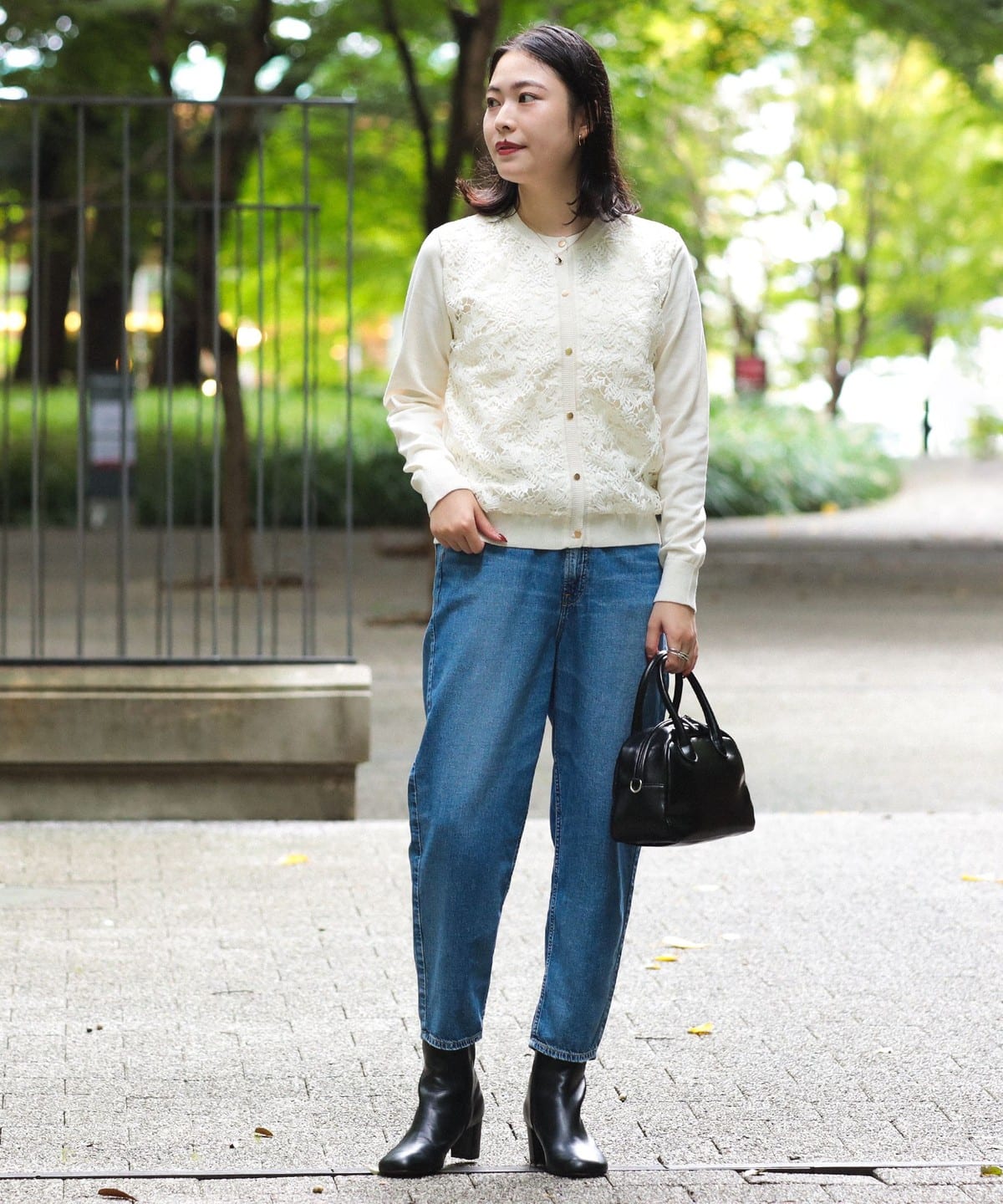 BEAMS HEART（ビームス ハート）フロントレース ニット