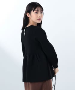 ペプラムフォルム プルオーバーニット