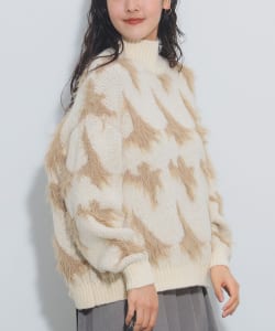 Houndstooth Feather Knit (Hand Washable)