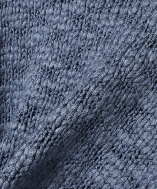 カラフル刺繍ニット