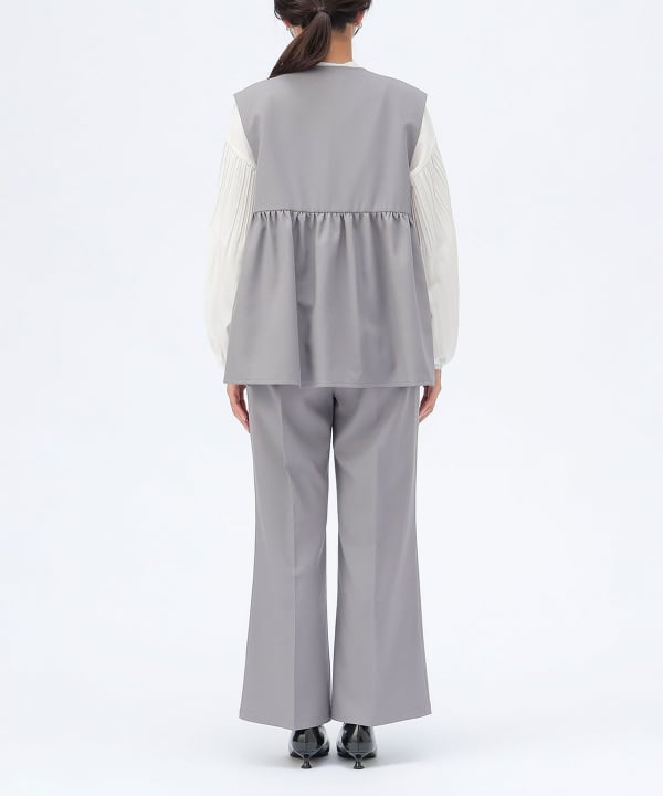 はむページ BEAMS HEART（ビームス ハート）ペプラムベスト × パンツ セットアップ