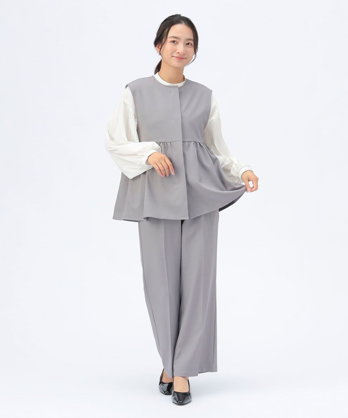 BEAMS HEART（ビームス ハート）ペプラムベスト × パンツ セットアップ