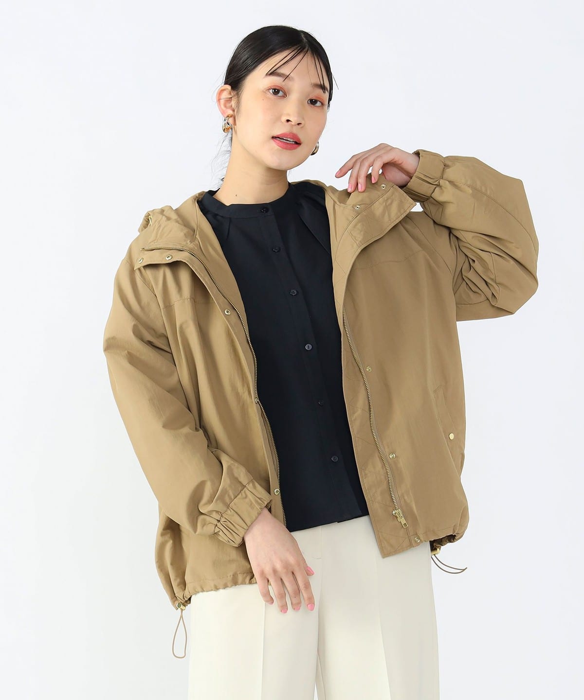 ライトナイロン フーディー ブルゾン(S M・洗濯機可能) ブルゾン WOMEN BEIGE S ライトナイロン フーディー ブルゾン(S M・洗濯機可能) ブルゾン WOMEN BEIGE S