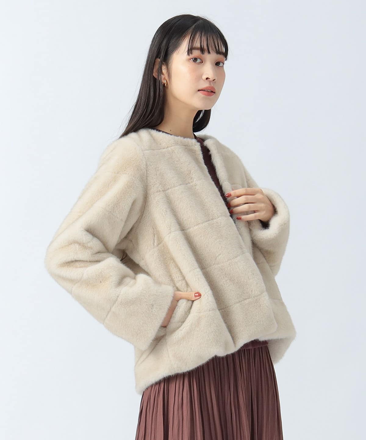 フェイクファー ノーカラー ジャケット ジャケット WOMEN IVORY ONE SIZE フェイクファー ノーカラー ジャケット ジャケット WOMEN IVORY ONE SIZE
