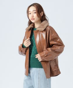 フェイクファー衿付き パテント ブルゾン