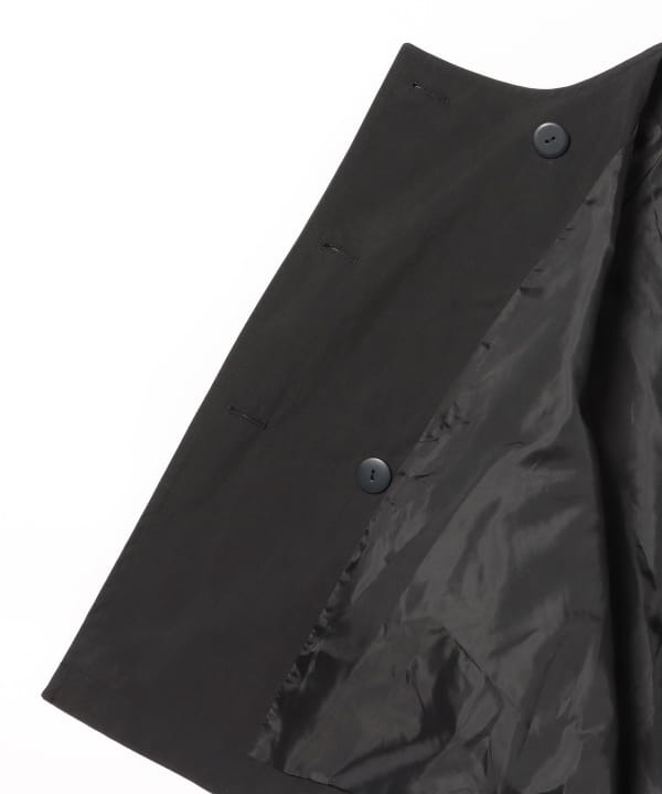 Back-flared collarless blouson