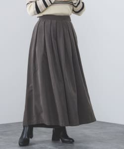 ピーチスキン タックワイドパンツ