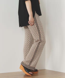 ニット ジャカード セミフレアパンツ