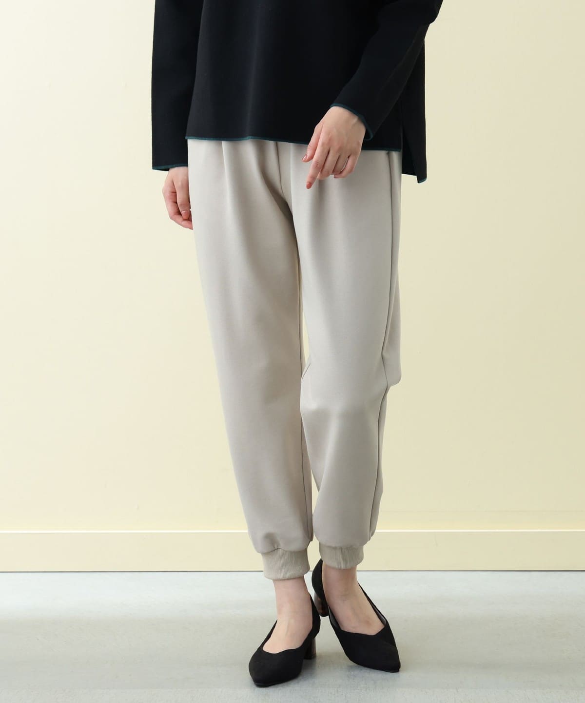 裾リブ イージーパンツ(S M) パンツ WOMEN LIGHT BEIGE S 裾リブ イージーパンツ(S M) パンツ WOMEN LIGHT BEIGE S