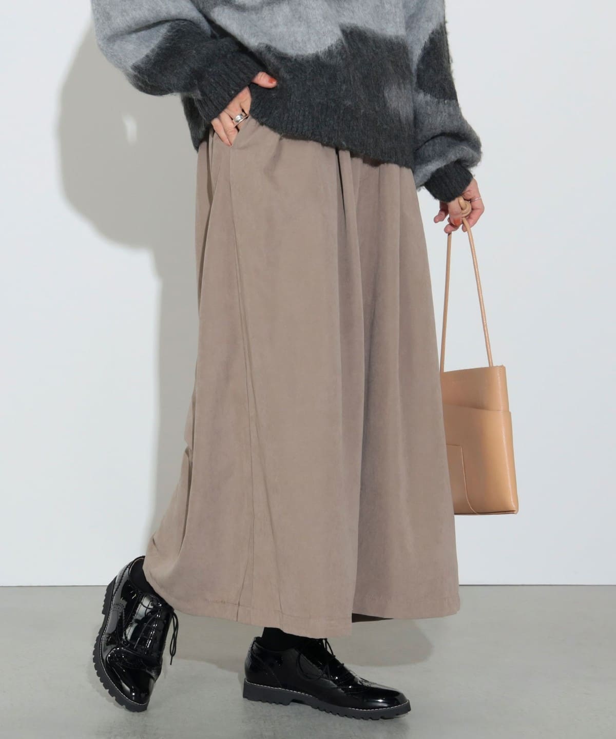 ピーチ タックワイドパンツ パンツ WOMEN DARK BEIGE ONE SIZE ピーチ タックワイドパンツ パンツ WOMEN DARK BEIGE ONE SIZE