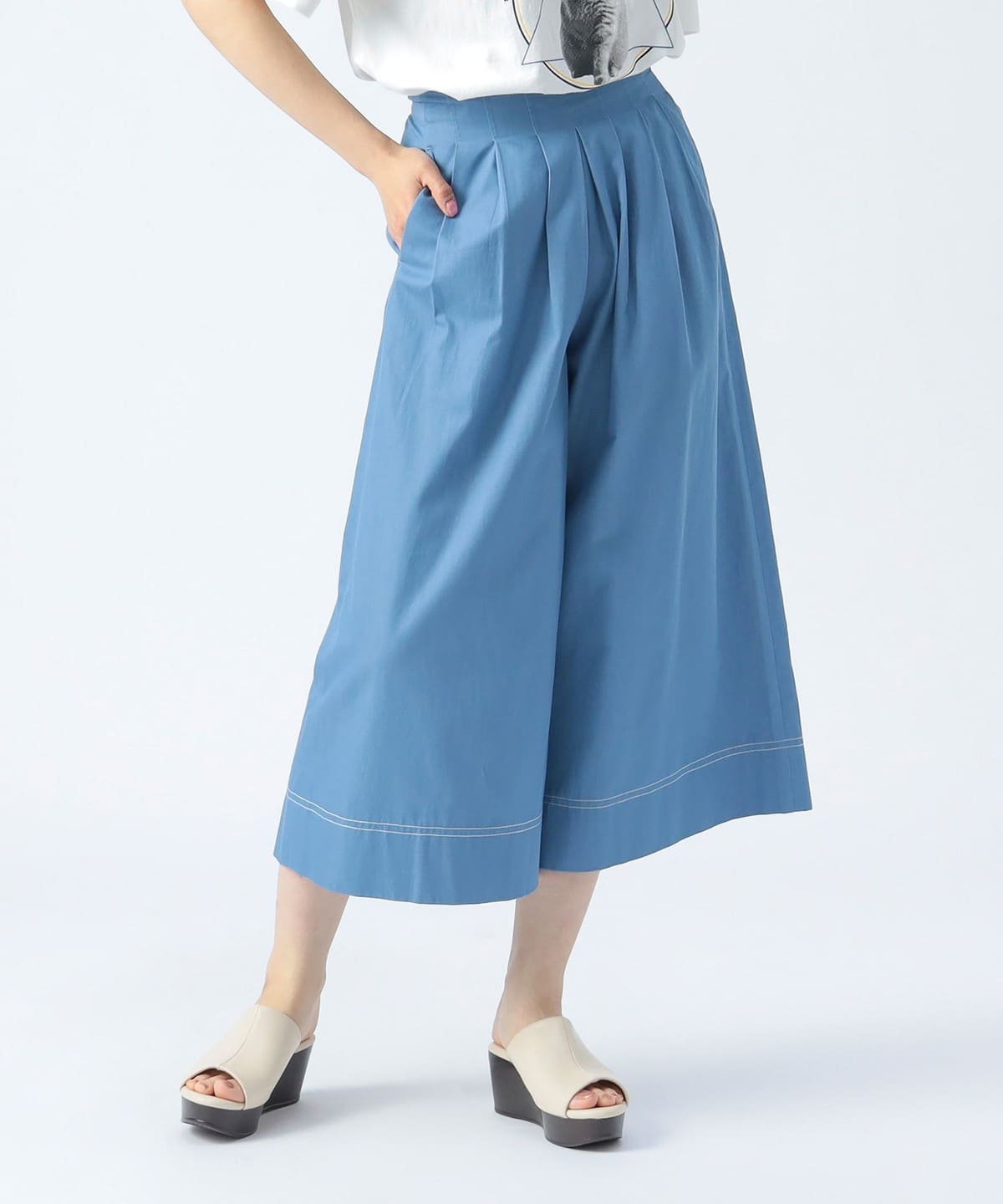 シャンブレー タック パンツ パンツ WOMEN LIGHT BLUE ONE SIZE シャンブレー タック パンツ パンツ WOMEN LIGHT BLUE ONE SIZE
