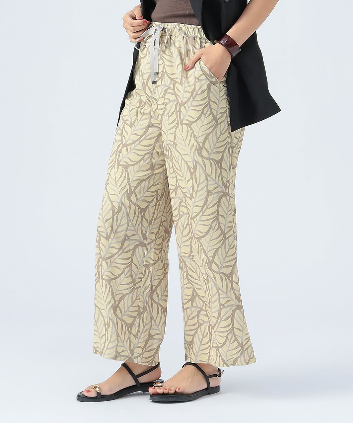 リーフプリント イージー パンツ パンツ WOMEN YELLOW ONE SIZE リーフプリント イージー パンツ パンツ WOMEN YELLOW ONE SIZE