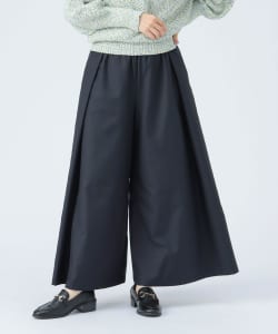 タック ワイドパンツ