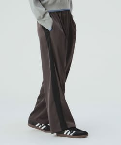 【10%OFFクーポン対象】サイドライン サテン パンツ