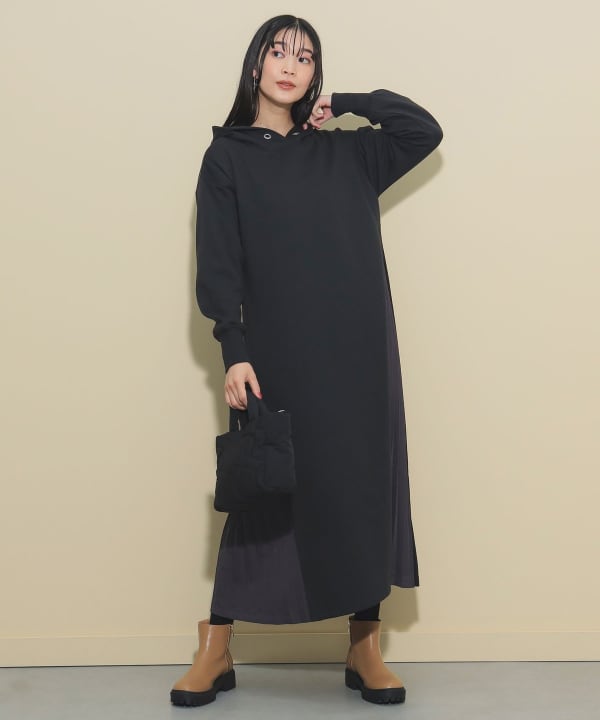 新品BEAMS HEART 脇プリーツ フーディ ワンピース BEAMS HEART（ビームス ハート）脇プリーツ フーディ ワンピース