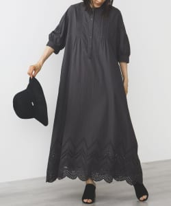 裾刺繍 ピンタックワンピース