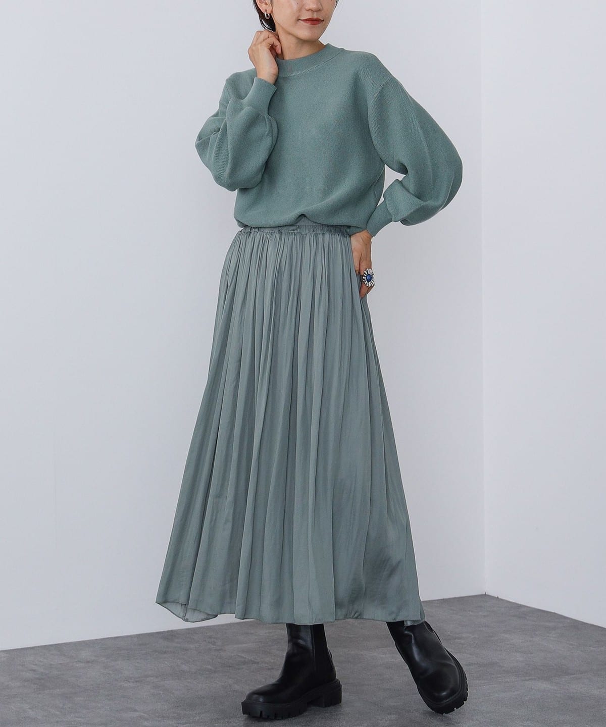 ニットプルオーバー × フレアスカート(セットアイテム) ワンピース WOMEN GREYISH GREEN ONE SIZE ニットプルオーバー × フレアスカート(セットアイテム) ワンピース WOMEN GREYISH GREEN ONE SIZE