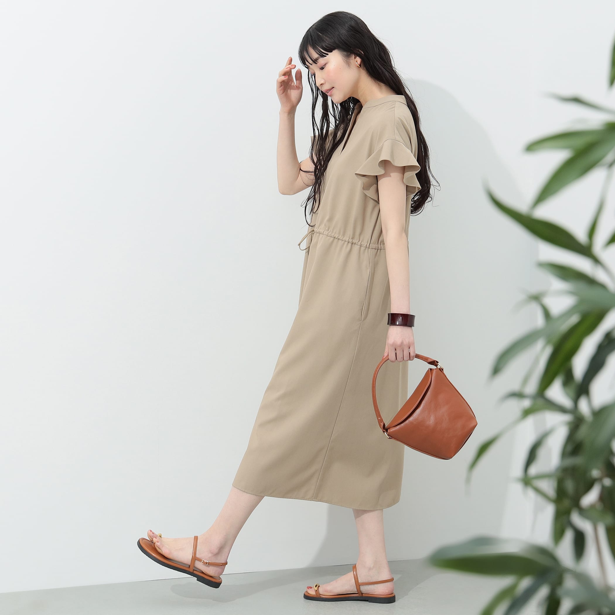 【5/15再値下げ】袖フリル スキッパー ドロスト ワンピース ワンピース WOMEN BEIGE ONE SIZE 【5/15再値下げ】袖フリル スキッパー ドロスト ワンピース ワンピース WOMEN BEIGE ONE SIZE
