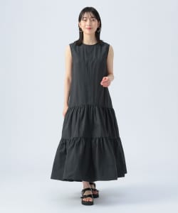 ノースリーブ ティアードワンピース