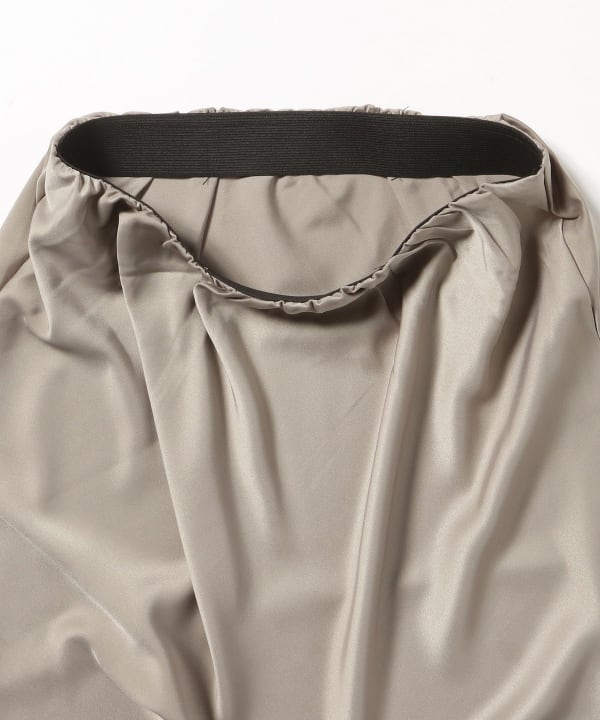 ♥39様♥ BEAMS HEART（ビームス ハート）タートルネックニット × サテン